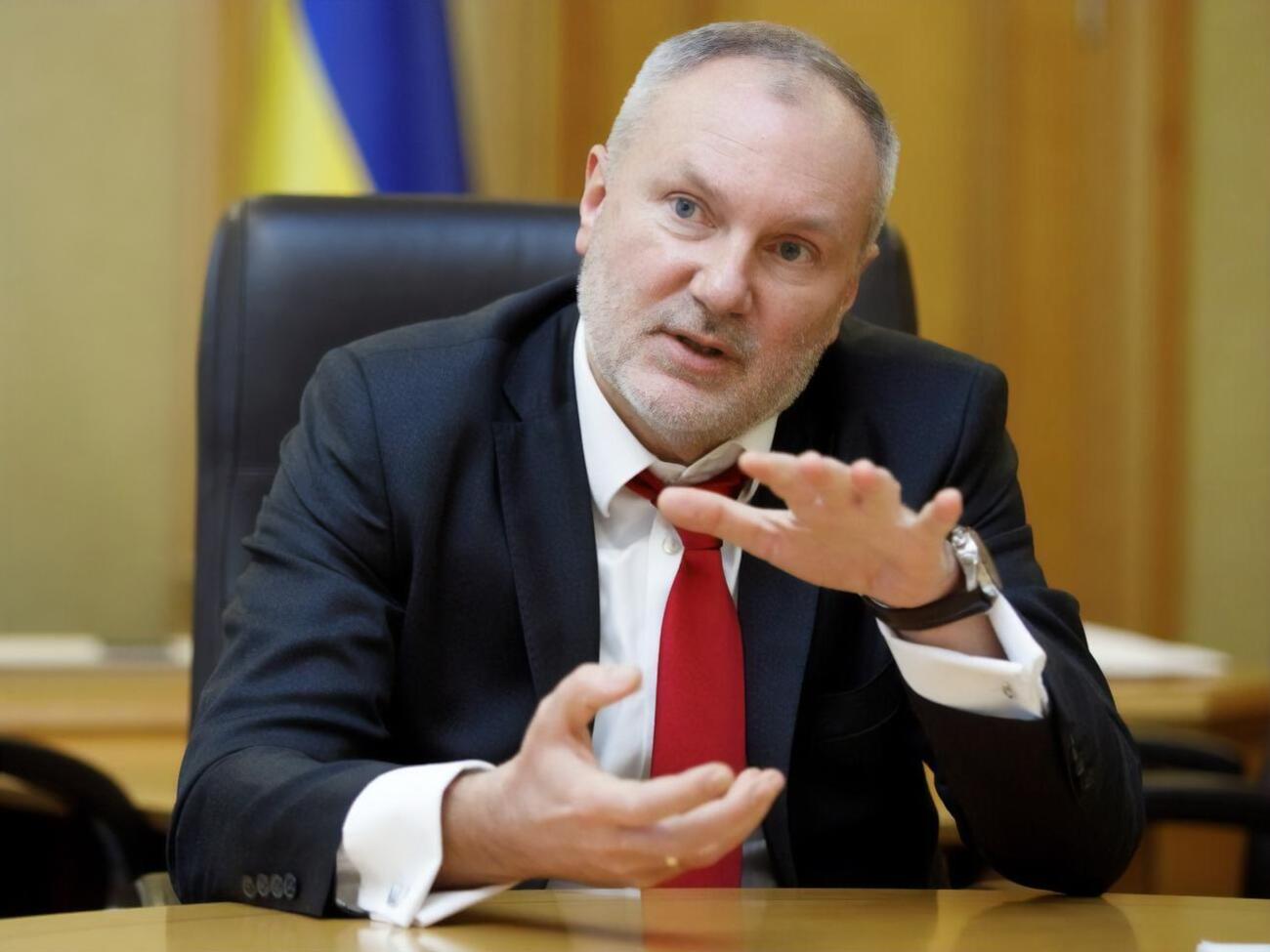 Фоменко отметил, что взятку предлагали недавно