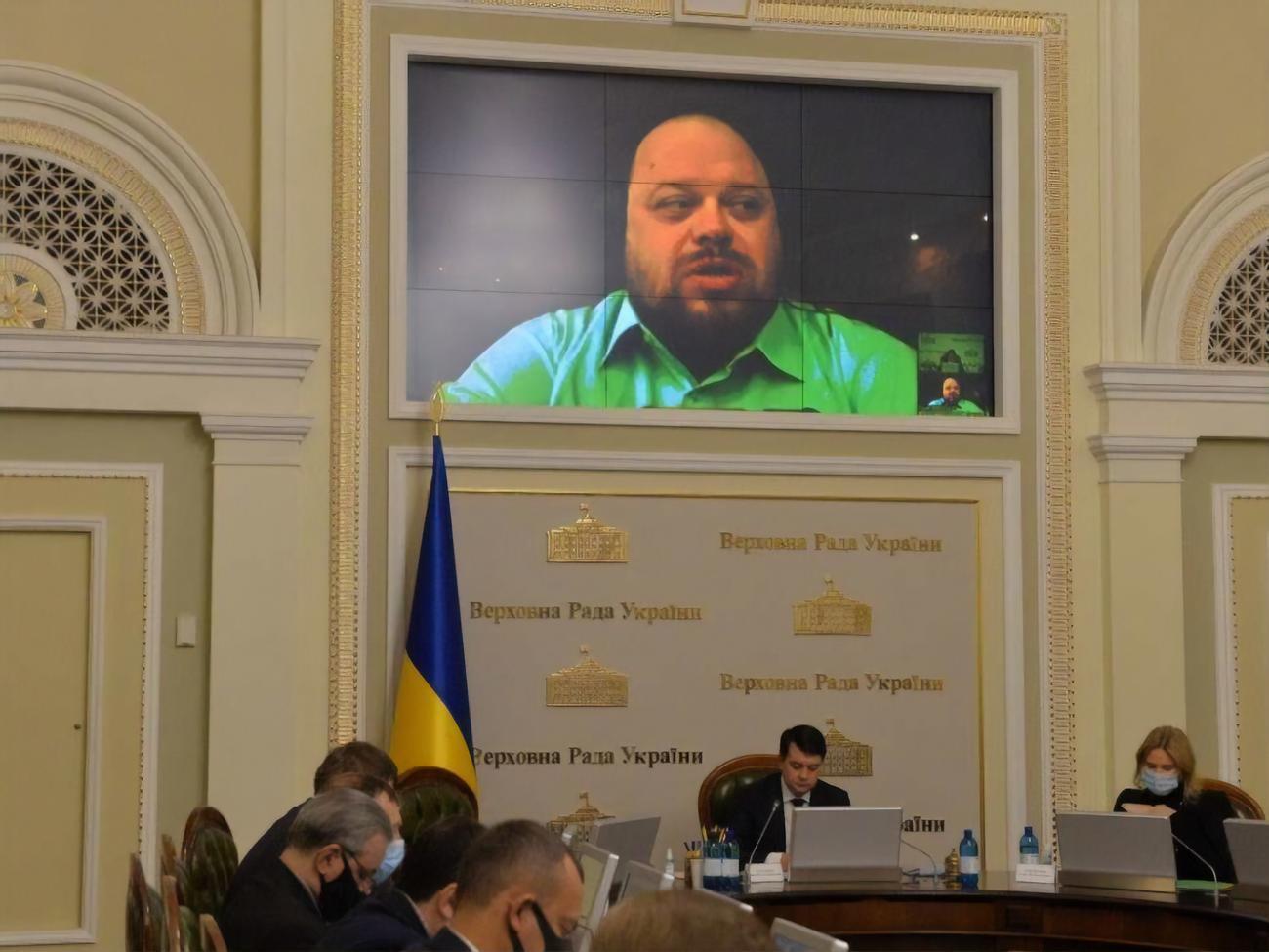 Стефанчук по видеосвязи призвал Раду проголосовать за законопроект