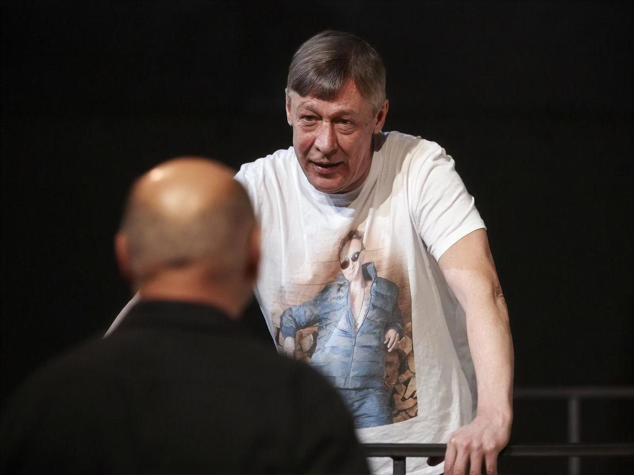 По словам адвоката Ефремова, актеру все равно, кто вернет ему переплаченное