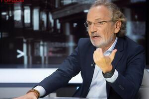 Шустер: Когда ты продаешь оружие врагу, от которого погибают твои люди, конечно, ты не имеешь права жить