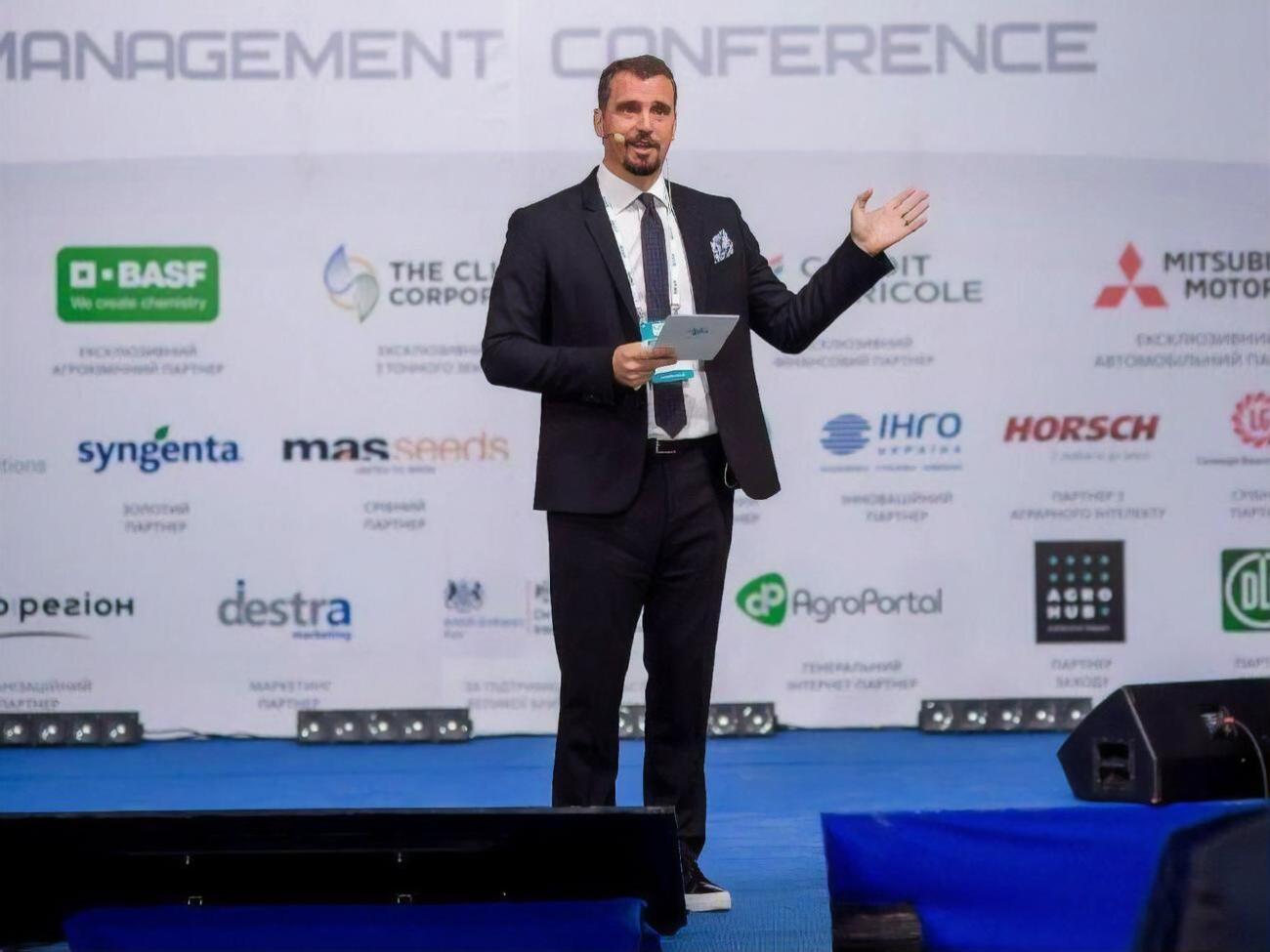 До "Ощадбанка" Абромавичюс был гендиректором "Укроборонпрома"