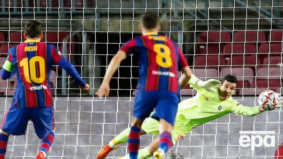 "Динамо" уступило "Барселоне" со счетом 2:1