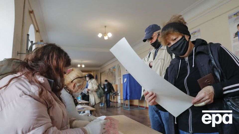 Перший тур виборів відбувся 25 жовтня