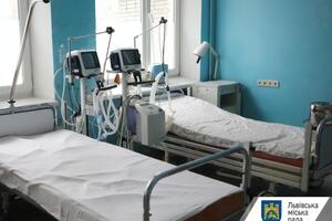 У Львові розгортають додаткові ліжка для хворих на COVID-19