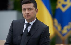 Зеленский подпискал указ о назначении стипендий дочерям погибших в АТО журналистов Черникова и Гурняка