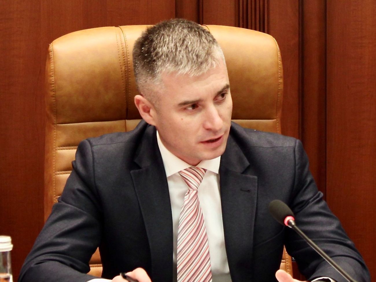 Новиков рассказал, что на серверы компании, где хранятся декларации, Высший антикоррупционный суд наложил арест