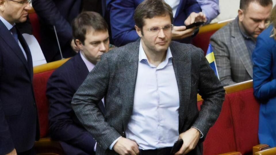 Андрій Холодов: Він провалив роботу із приватизації і, замість того, щоб визнати це й піти у відставку, він постійно бреше і виправдовується