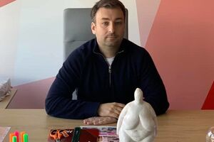 Локдауну і контролю над тими, хто лікується вдома, немає, а локдаун для бізнесу планують запровадити. Парад маразму триває
