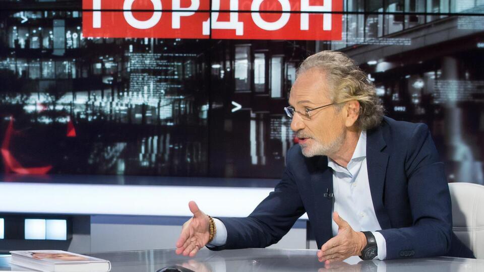 Шустер: Зеленский и люди, которые вокруг него, не участвовали ни в каких украинских процессах до этого. Они чистые люди в этом смысле