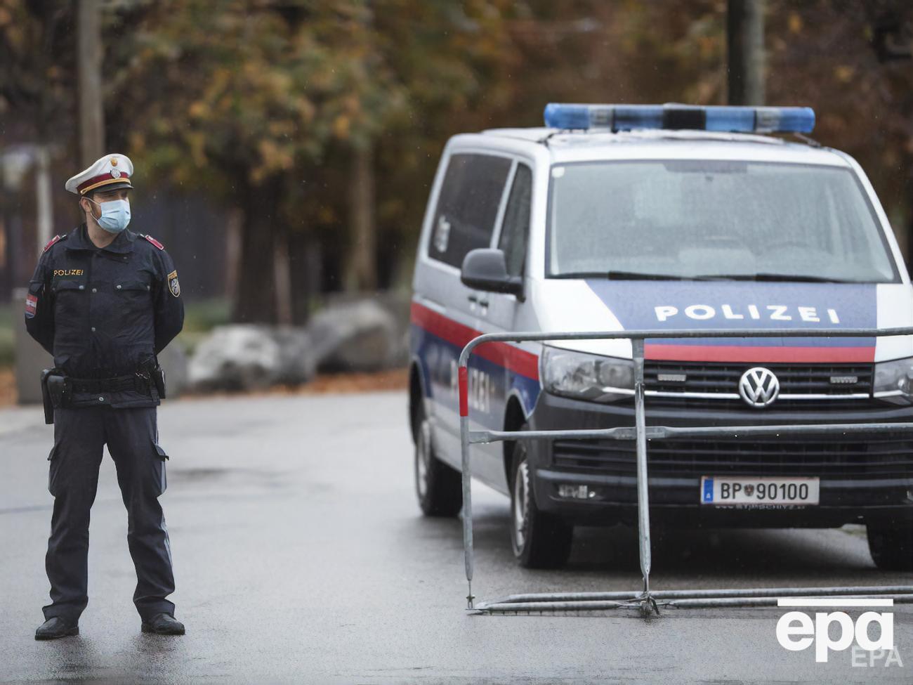 Австрійська поліція затримала 14 осіб віком від 18 до 28 років за підозрою у причетності до теракту у Відні