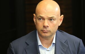 Ігор Палиця: Іноземні компанії, які вже наготували чемодани грошей, щоб скупити в Україні землю, зрозуміли: завтра Конституційний Суд може це заборонити