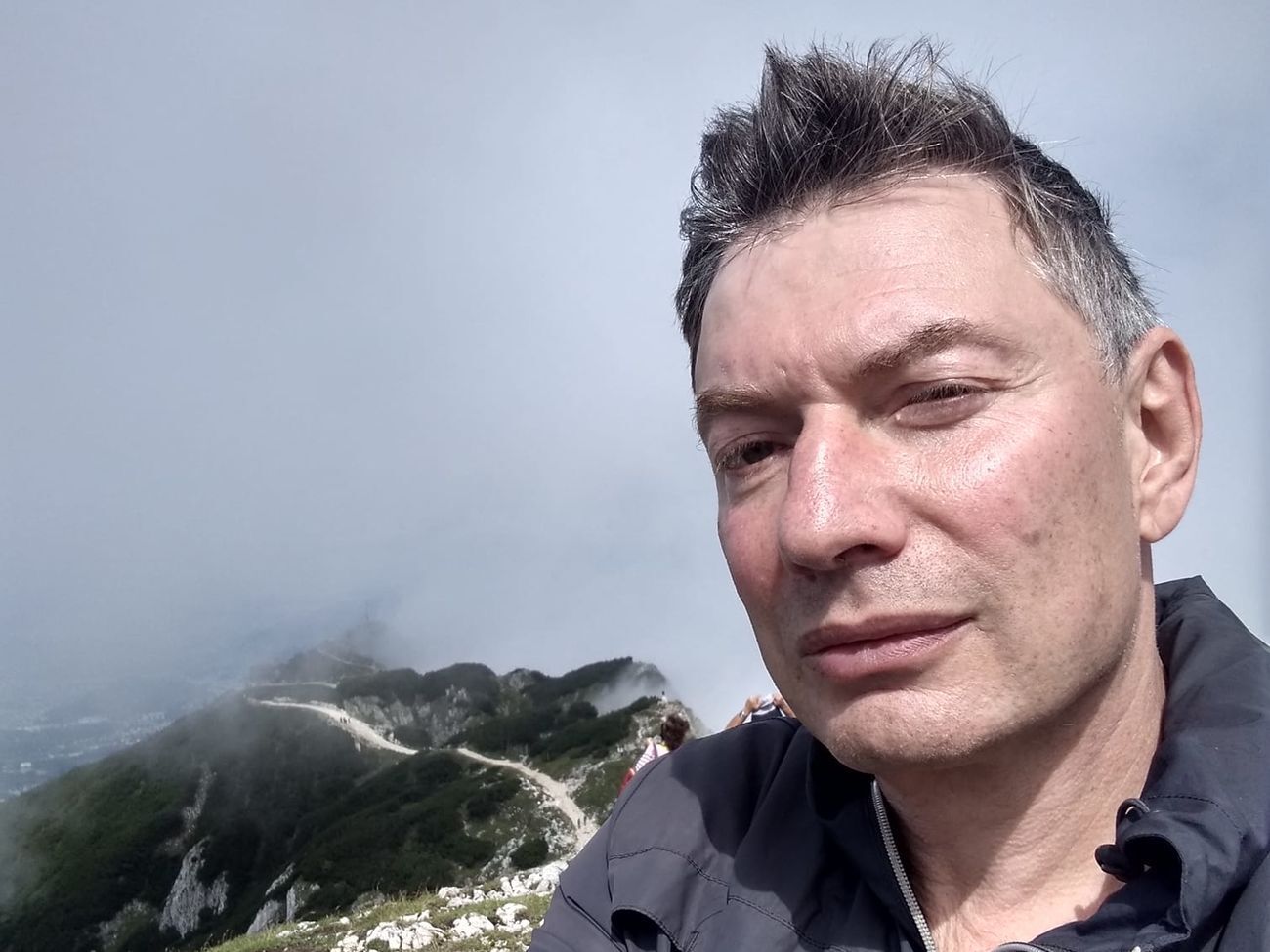 Идеальная ситуация для Кремля была бы в случае существования в США двух "президентов", считающих себя легитимными