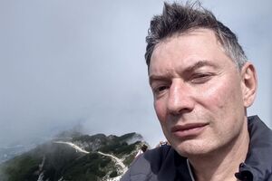 Идеальная ситуация для Кремля была бы в случае существования в США двух "президентов", считающих себя легитимными