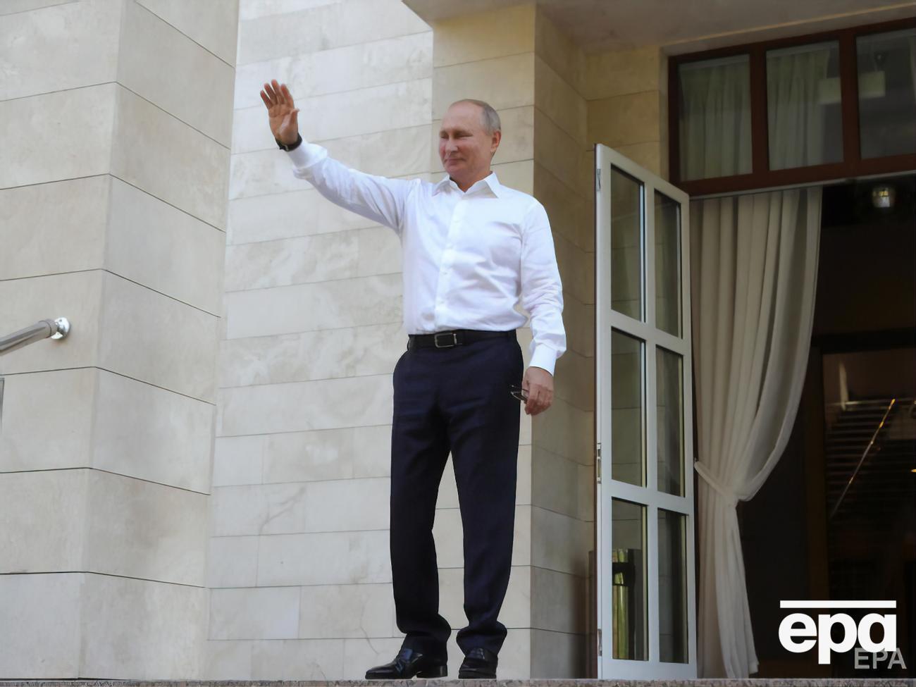 По словам Пескова,&nbsp;Путин не собирается уходить в отставку