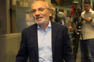 Шустер: Россия пошла по пути авторитаризма. Украина немножко другая