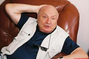 Жванецкий: Этим летом я очень хорошо работал, много написал, и по-моему, это кайф – то, что я сделал: столько хохота вокруг прозвучало