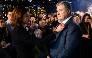 Матір Марини Порошенко перебуває в лікарні