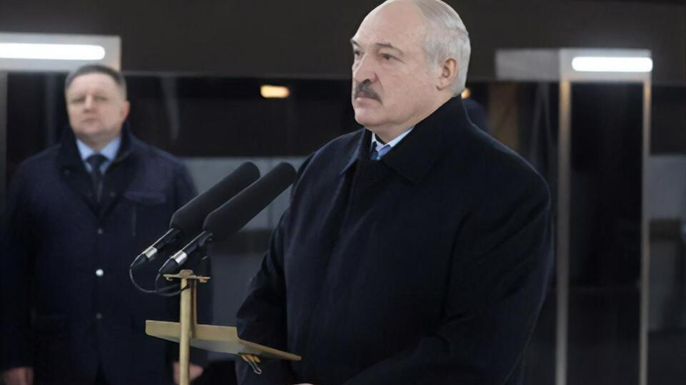 Лукашенко: Ви спочатку там, у себе, розберіться