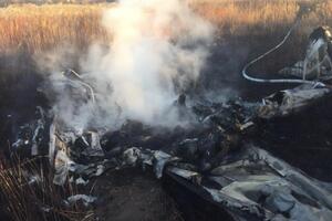 Унаслідок аварійного приземлення літак розбився