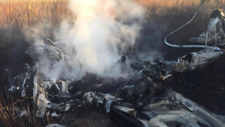 В результате аварийной посадки самолет разбился