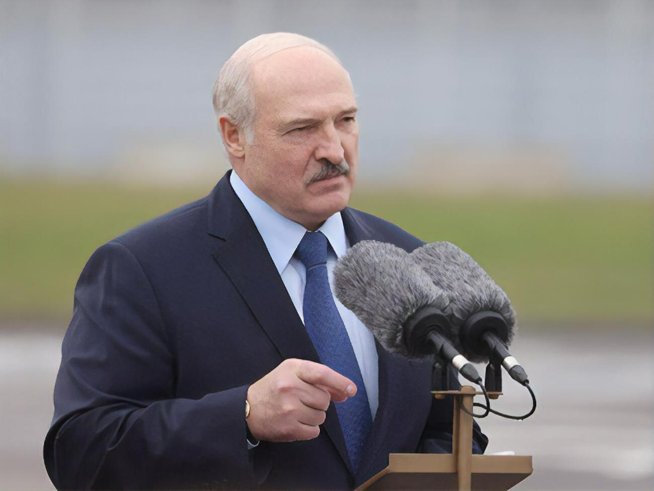 Лукашенко: Ви подивіться, що коїться із цими виборами. Це ж ганьба