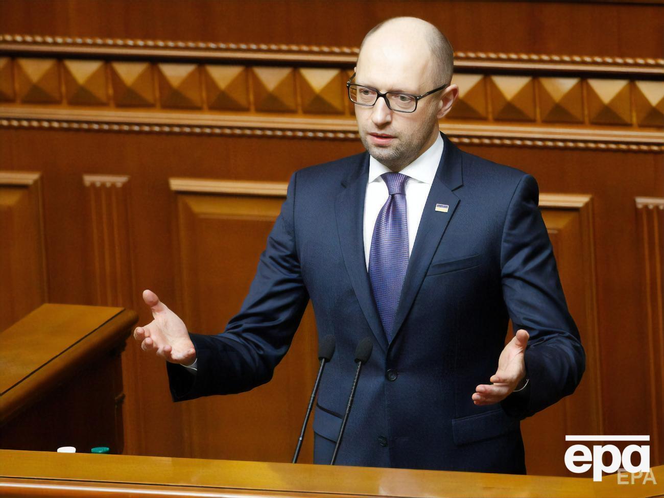 Яценюк не исключает, что в Украине число инфицированных коронавирусом будет расти на 400 тыс. в месяц
