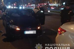 Людей сбили на проспекте Науки