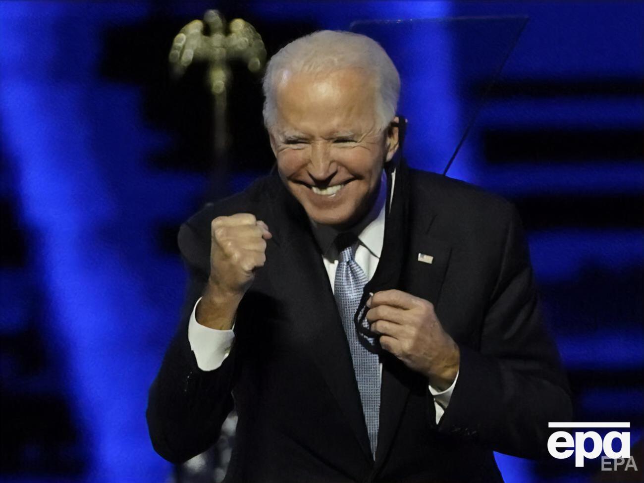 Американские СМИ сообщали, что Байден набрал от 273 до 290 голосов членов коллегии выборщиков