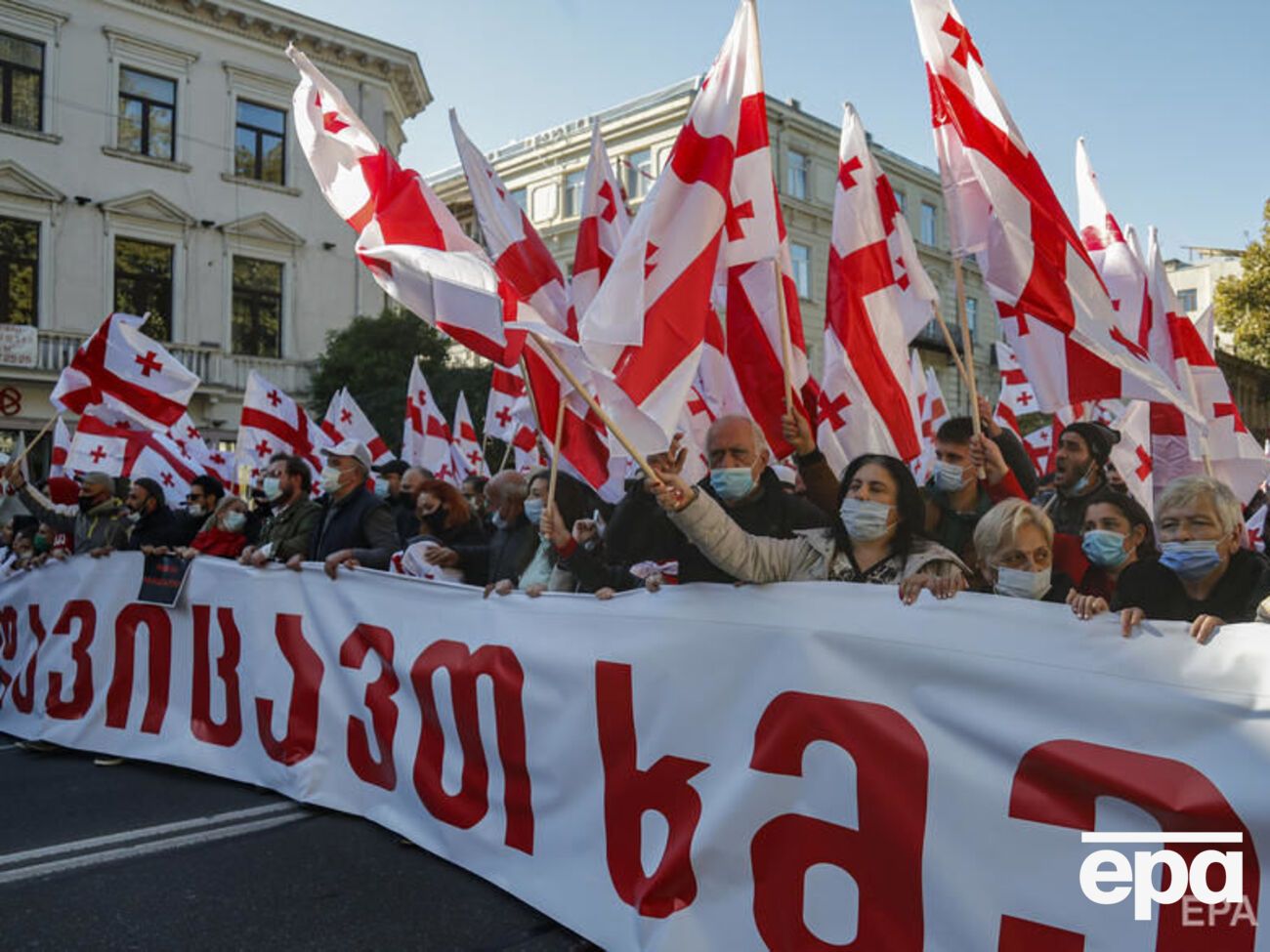 Противники чинної влади вимагають нових виборів до парламенту Грузії
