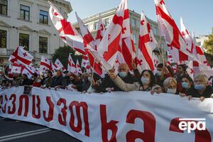 Противники чинної влади вимагають нових виборів до парламенту Грузії