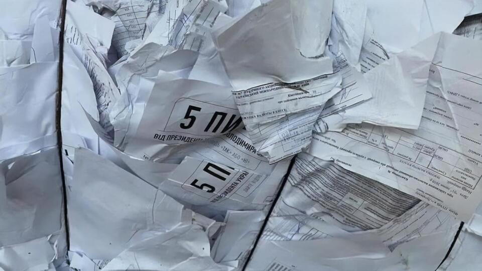 Всеукраїнське опитування провели 25 жовтня, у день місцевих виборів