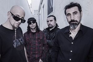 System Of A Down: У цих двох піснях ідеться про жахливу і серйозну війну, яка триває на наших культурних батьківщинах Арцхе та Вірменії