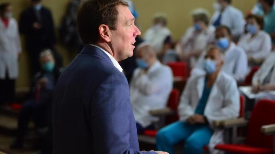 Николай Скорик: Убежден, что на городском уровне можно было сделать больше, чтобы сохранить систему здравоохранения, но этого не произошло