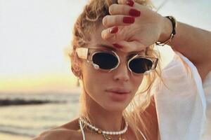 Loboda поздравила подписчиков с российским Днем матери