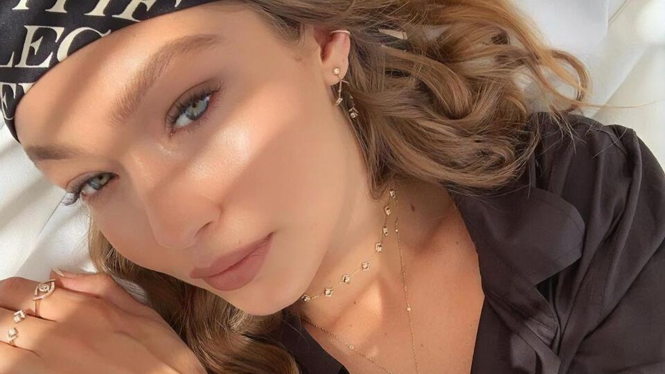 Джиджи Хадид показала снимки, сделанные в августе