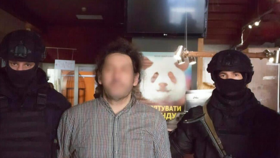 Святошинский районный суд арестовал фотографа на два месяца без права выхода под залог