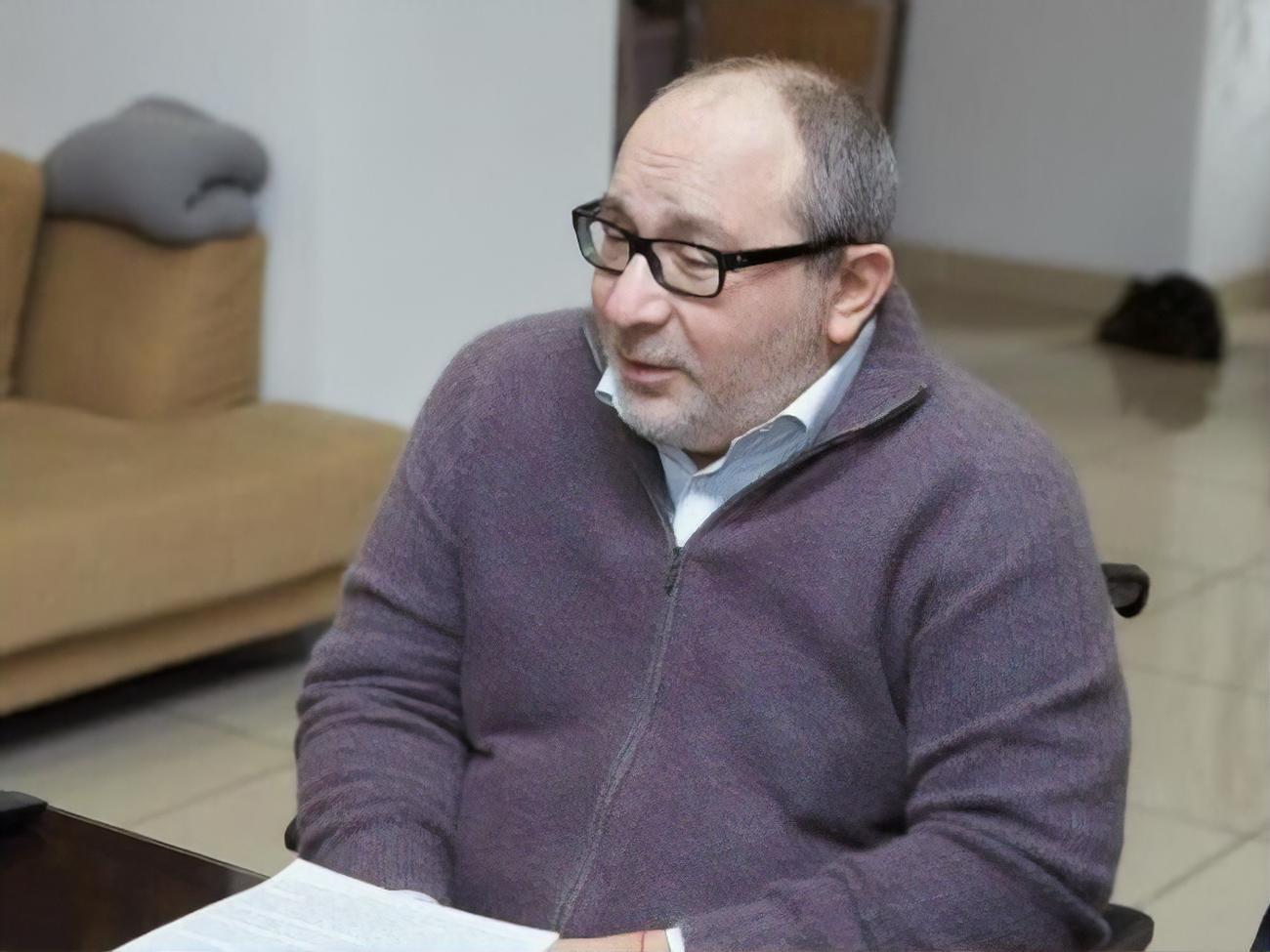 Сейчас Кернес не принимает участия в заседании горсовета, так как лечится от коронавирусной болезни