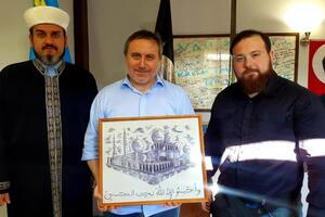 Ислямов живет в Киеве