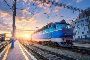 "Укрзалізниця" платить податок на землю під коліями, чого немає майже в жодній країні, розповіли у пресслужбі перевізника
