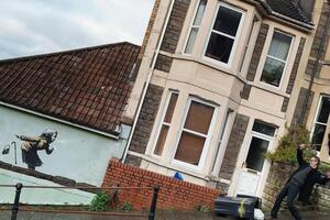 Бенксі: Апчхи!