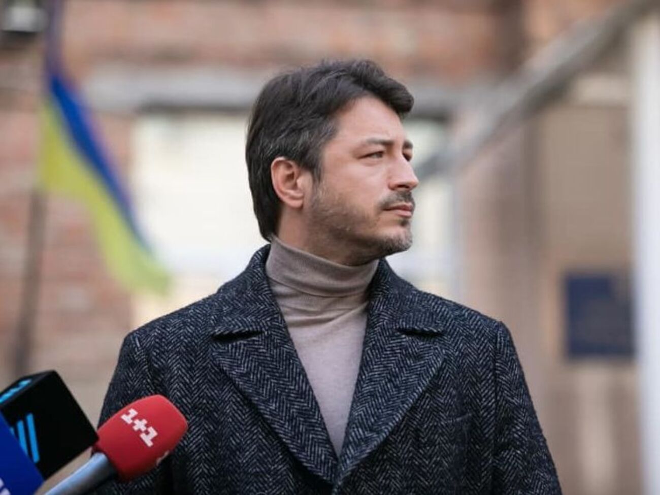 Если министр обороны Украины находит время для разборок с журналистом, то ему лучше подать в отставку и сосредоточиться на сраче в Facebook