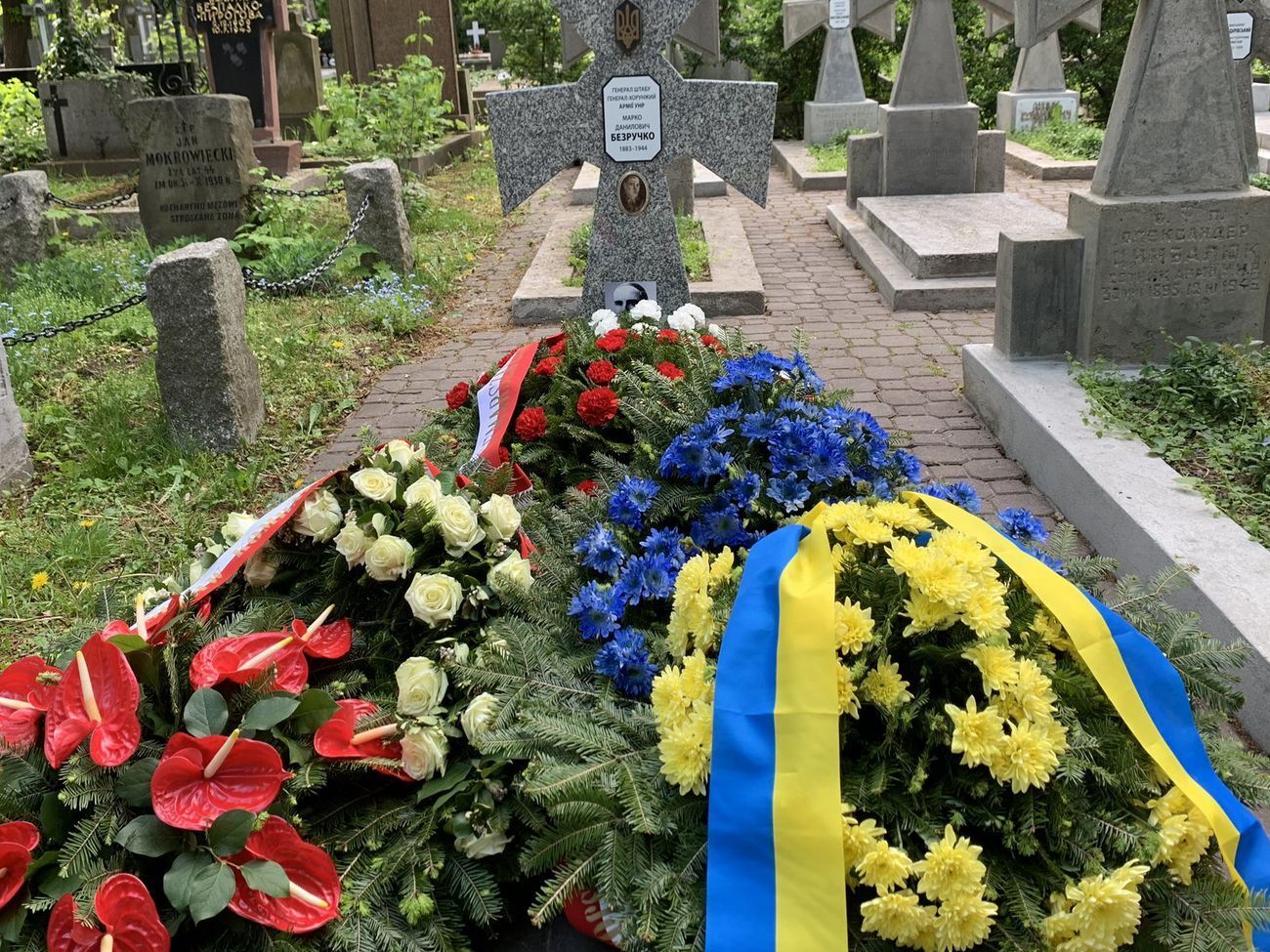 Дробович зазначив, що Росія найчастіше "атакує" історичну пам'ять Польщі та України