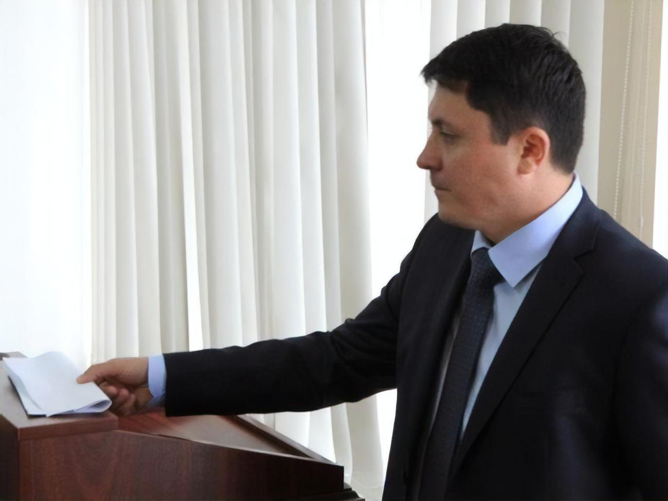 Портал пишет, что Бойчук во время работы в министерстве энергетики критиковал руководителей НАК "Нафтогаз України" Андрея Коболева и Юрия Витренко