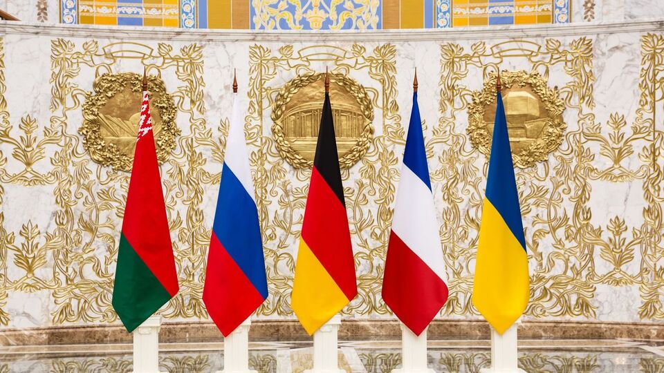 Перемовини про врегулювання конфлікту проводять у нормандському форматі й у тристоронній контактній групі