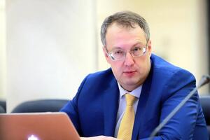 Геращенко: У жодній західній країні немає такого, щоб співробітник одного правоохоронного органу отримував у стільки разів більше, ніж співробітник іншого правоохоронного органу