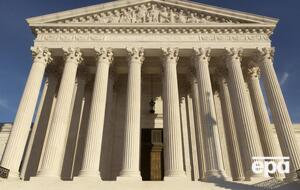 Верховный суд США указал, что Техас не имеет полномочий оспаривать результаты выборов в других штатах