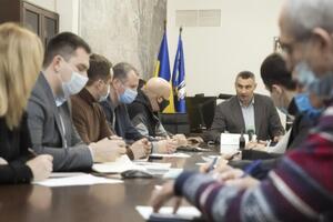 Кличко вимагає від комунальників працювати цілодобово