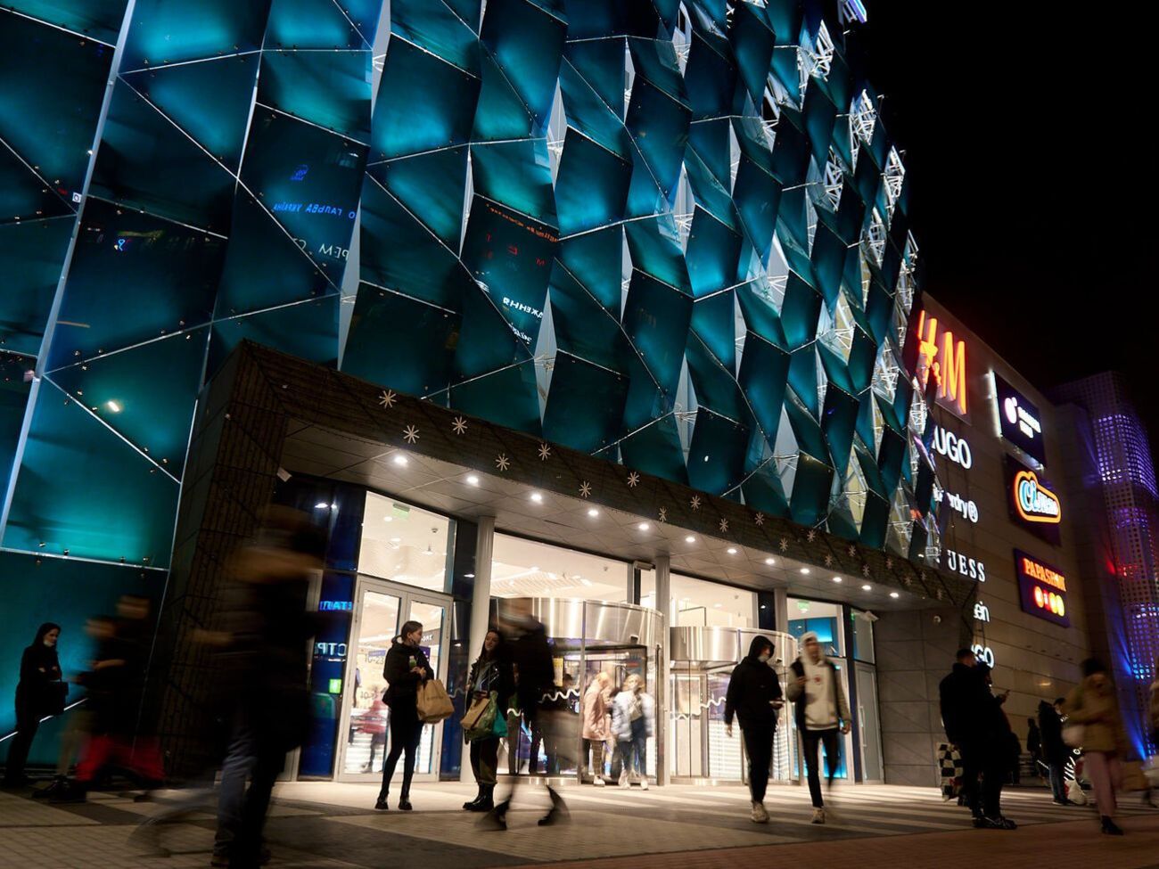 River Mall восстановил работу после минирования