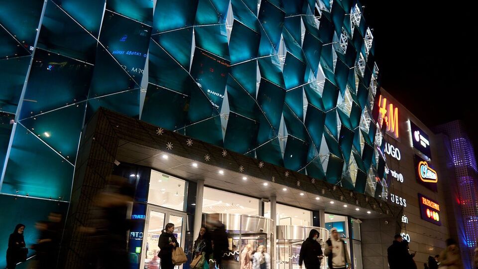 River Mall восстановил работу после минирования