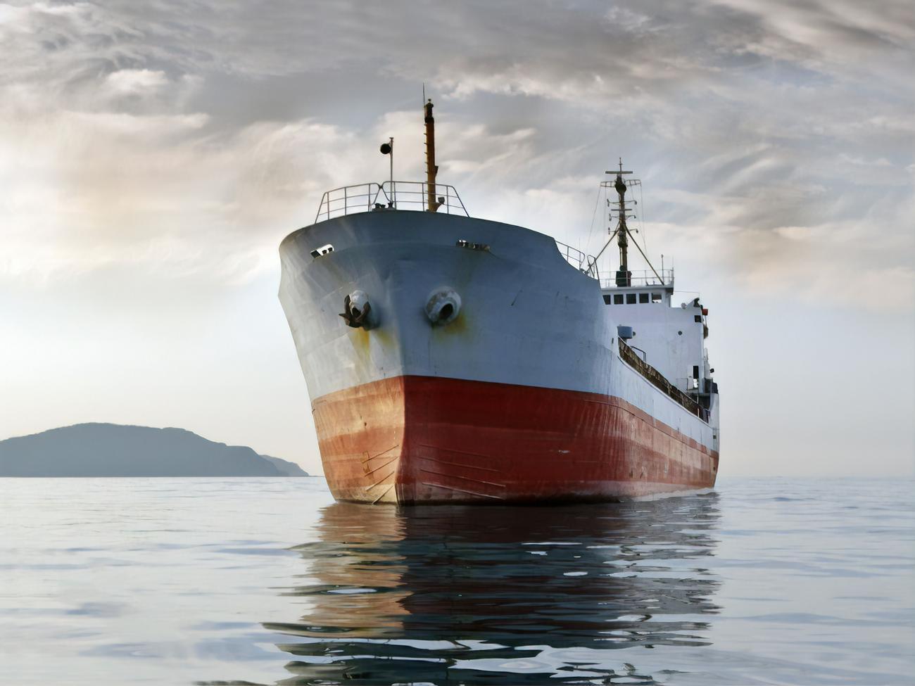 16 мая судно арестовали повторно